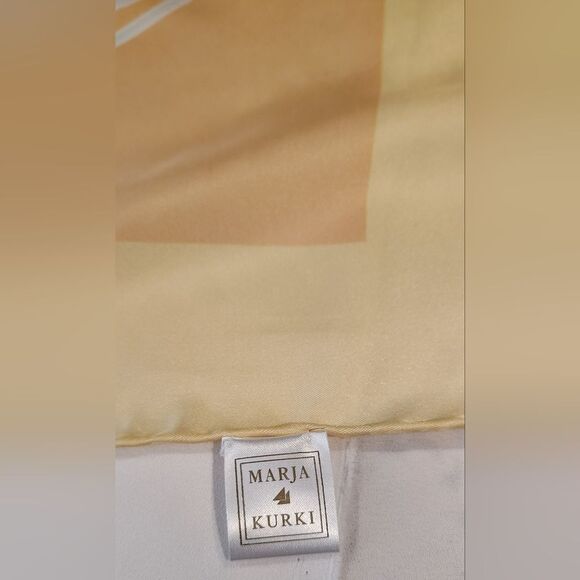 Marja Kurki Large Vintage Floral Silk Scarf w/ Pastel Accents Rolled Hem - Picture 13 of 16